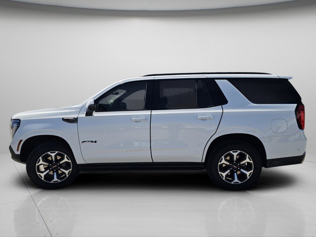 Used 2025 GMC Yukon AT4 Ultimate w/ LPO, Floor Liner Package AWD/4WD image 24