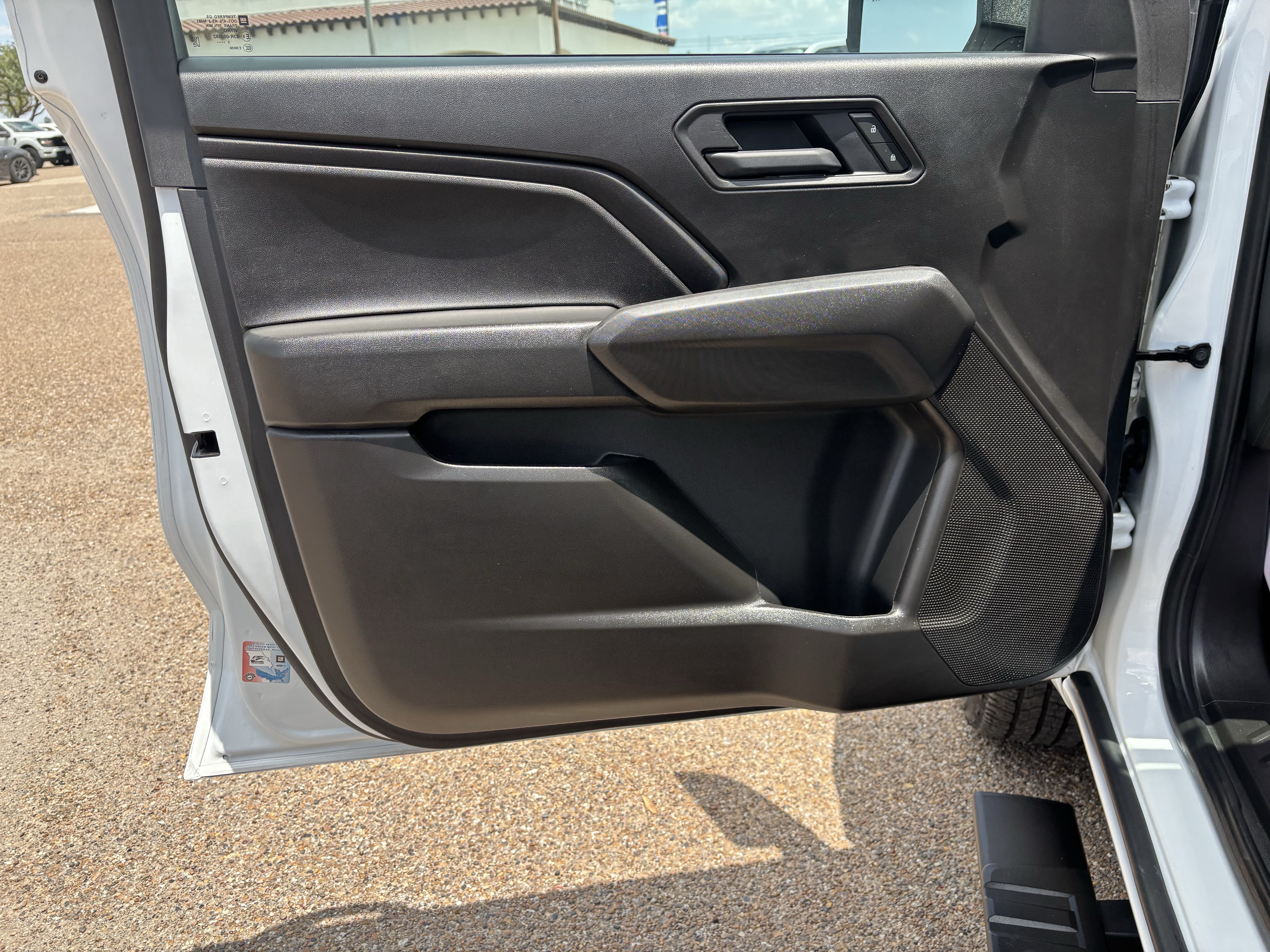 Used 2026 Chevrolet Colorado W/T w/ WT Custom Package RWD image 9