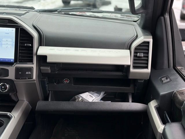 Certified 2022 Ford F350 Lariat w/ Black Appearance Package image 32