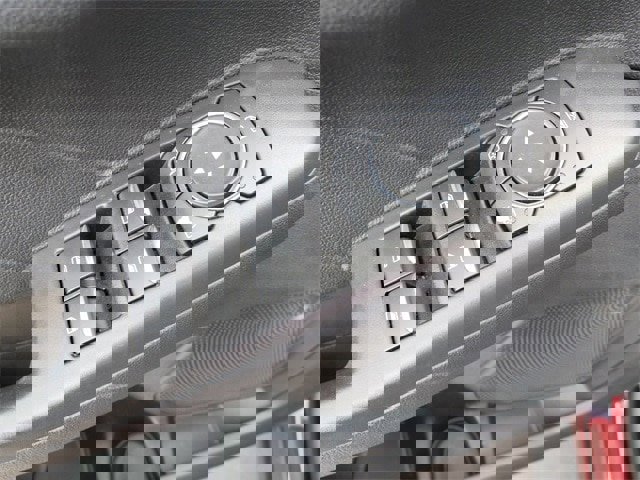 Certified 2021 Ford Escape SE w/ SE Sport Appearance Package image 18