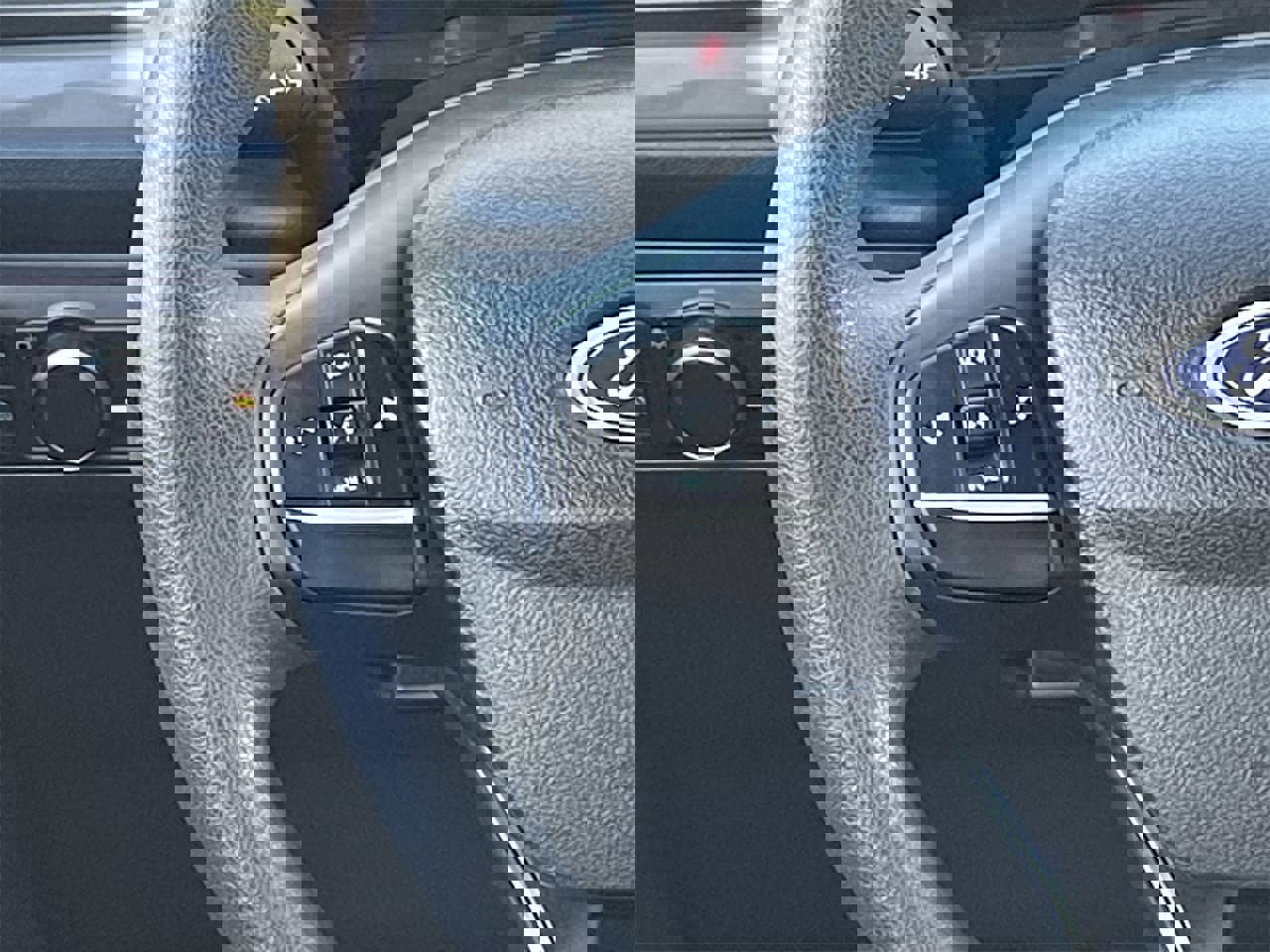 Certified 2022 Ford Maverick XL image 19