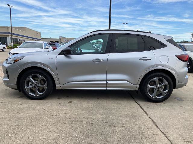 Certified 2023 Ford Escape ST-Line w/ Tech Pack #1 FWD image 2
