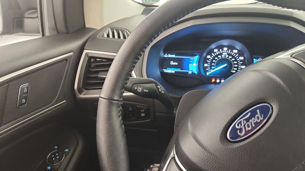 Certified 2024 Ford Edge SEL w/ Convenience Package image 20