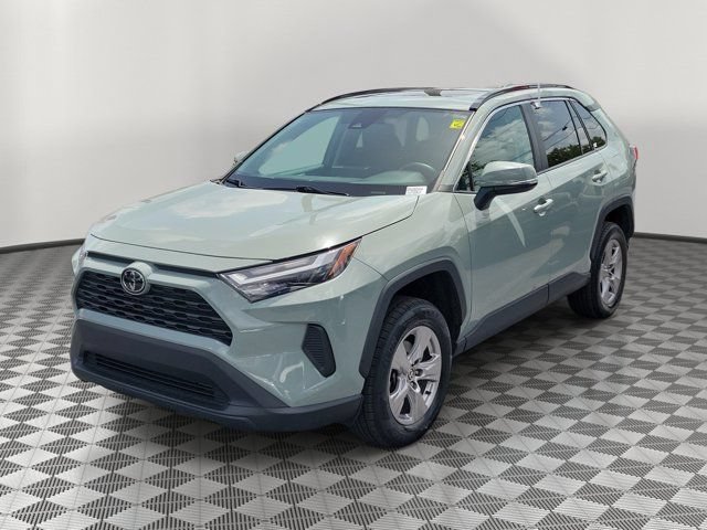 Used 2023 Toyota RAV4 XLE w/ Convenience Package FWD video 3