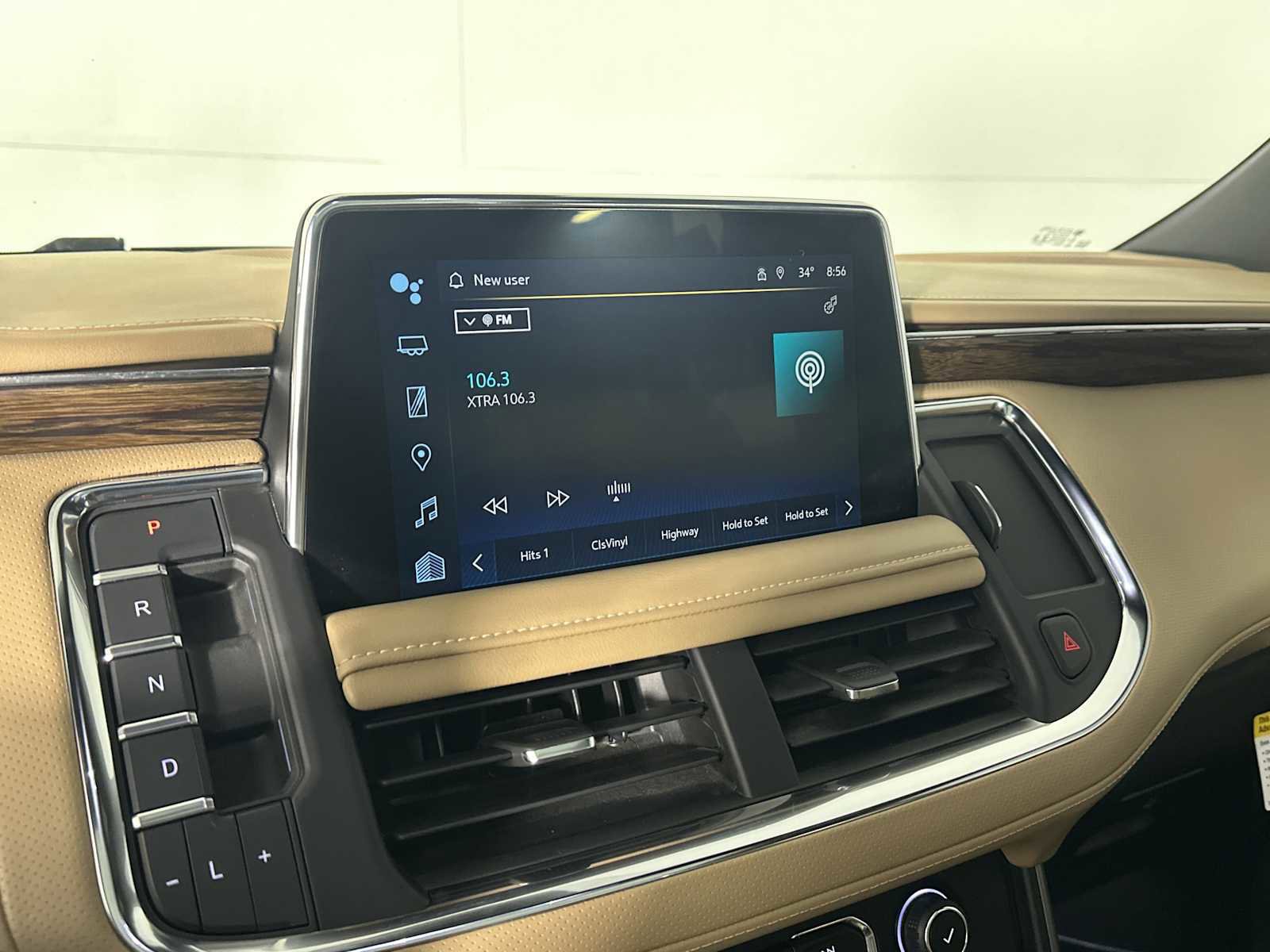 Used 2023 Chevrolet Tahoe Premier image 32