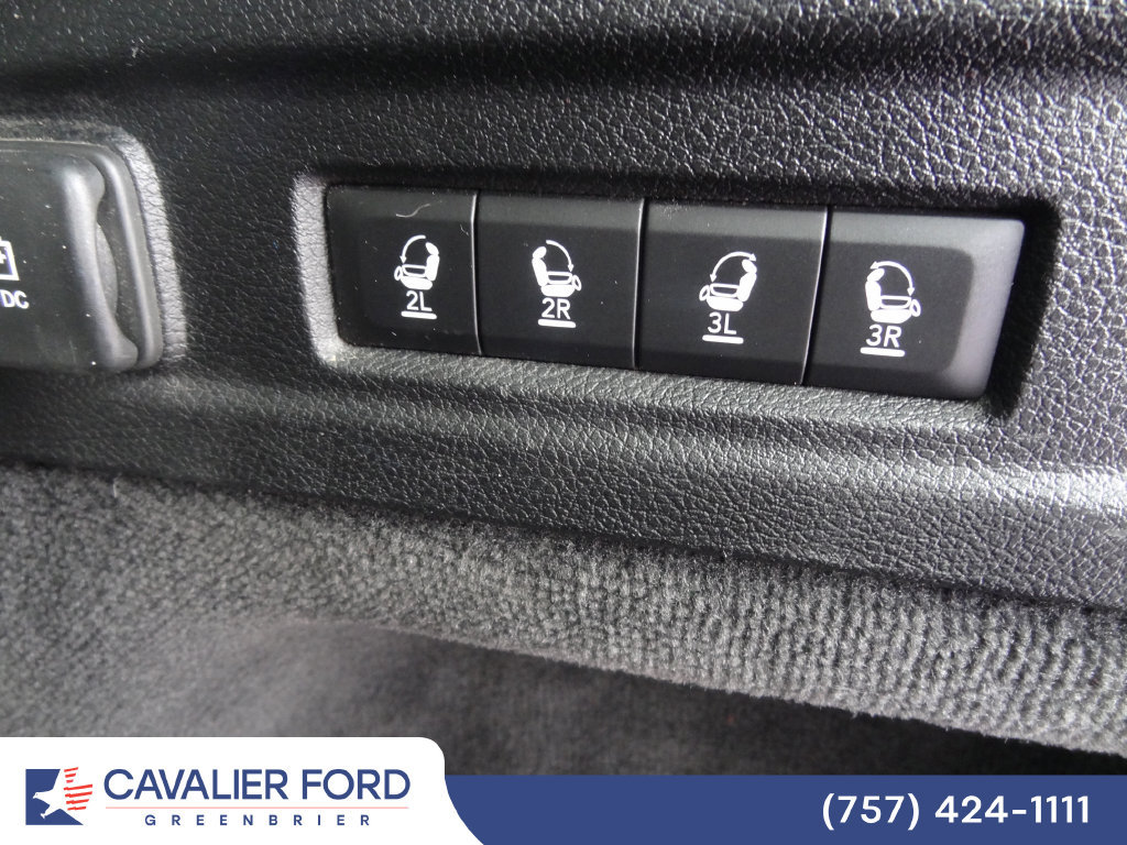 Used 2021 Jeep Grand Cherokee L Overland w/ Luxury Tech Group IV AWD/4WD image 11