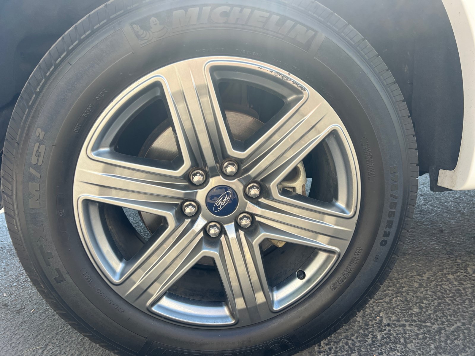 Certified 2018 Ford F150 XLT w/ Equipment Group 302A Luxury AWD/4WD image 34