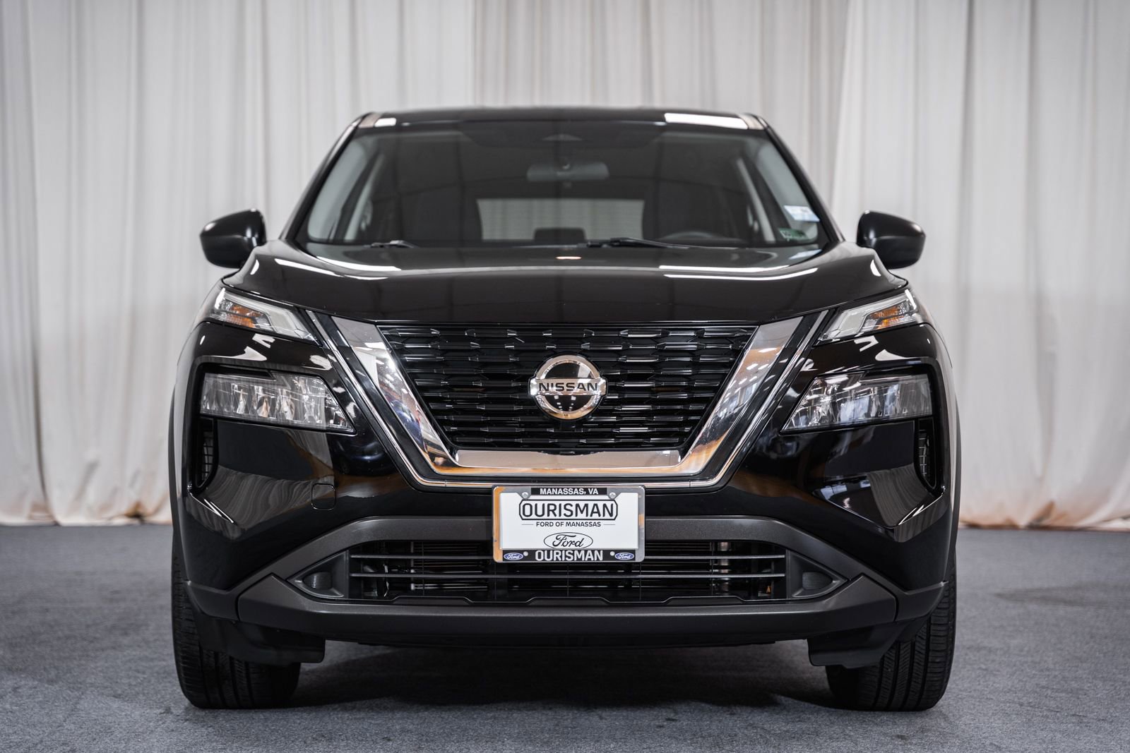 Used 2021 Nissan Rogue S AWD/4WD image 2