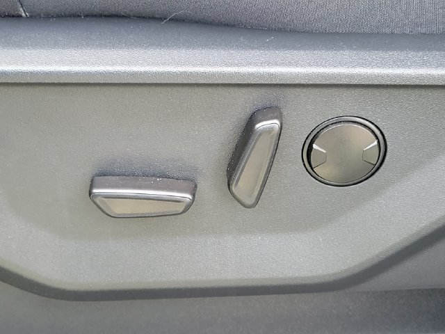 Certified 2025 Ford Expedition Active AWD/4WD image 7