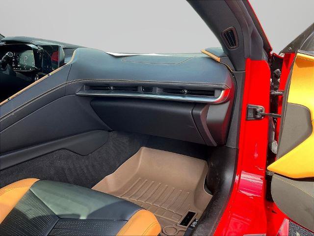 Used 2024 Chevrolet Corvette Stingray Preferred Conv w/ Battery Protection Package RWD image 20