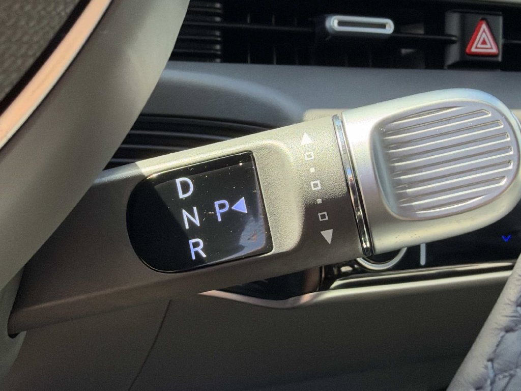 Used 2024 Hyundai Ioniq 5 SE RWD image 26