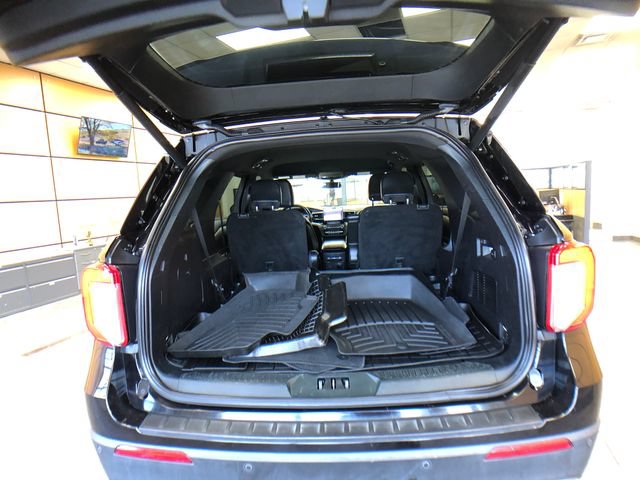Certified 2020 Ford Explorer XLT w/ Equipment Group 202A AWD/4WD image 21