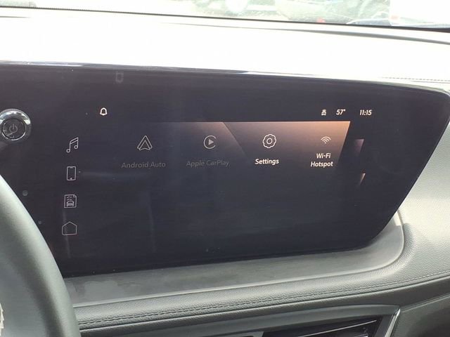 Used 2025 Buick Encore GX Preferred AWD/4WD image 19
