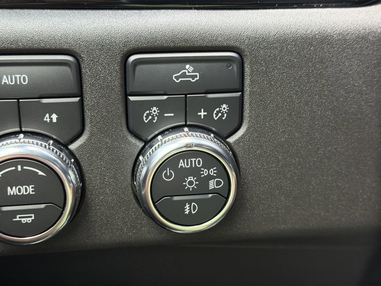 Used 2024 GMC Sierra 1500 Elevation AWD/4WD image 26