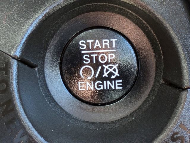 Used 2020 Jeep Renegade Sport image 26