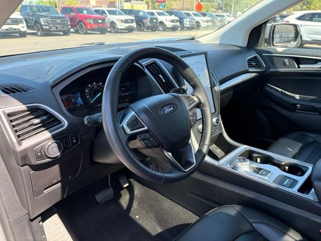 Certified 2024 Ford Edge SEL w/ Convenience Package AWD/4WD image 18