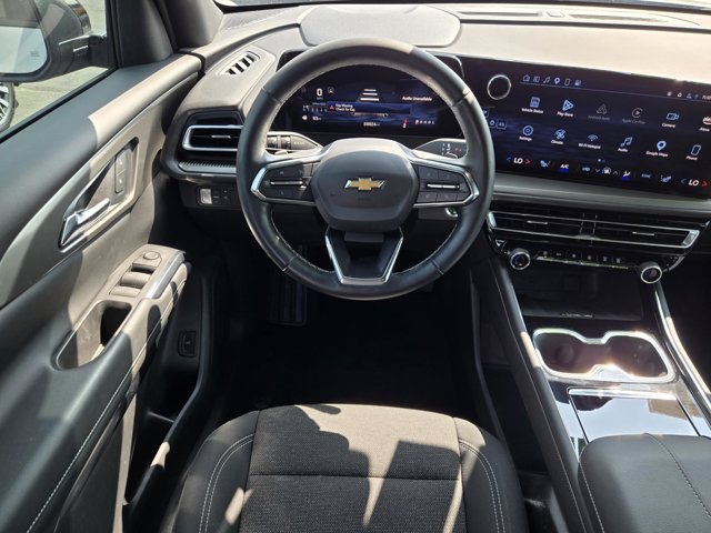 Used 2024 Chevrolet Traverse LT FWD image 13