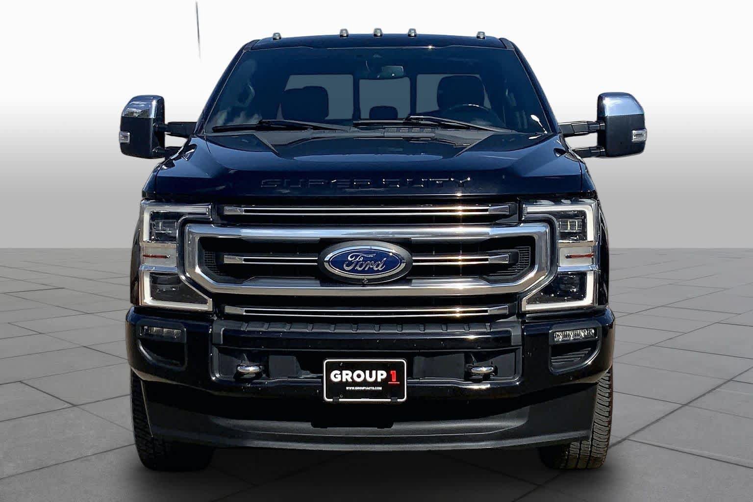 Certified 2020 Ford F350 Platinum AWD/4WD image 3