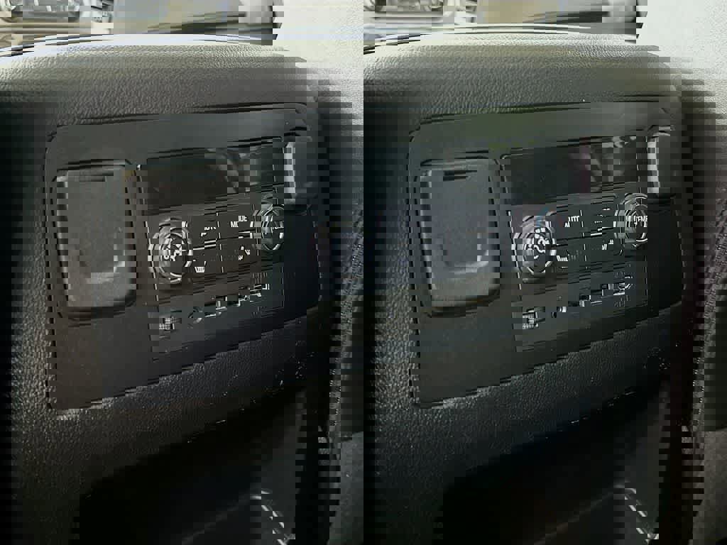 Used 2019 GMC Yukon Denali w/ Open Road Package image 16