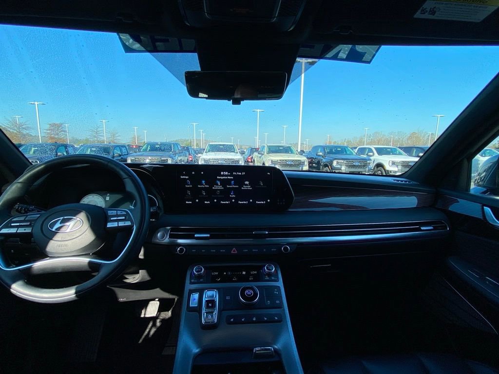 Used 2024 Hyundai Palisade Calligraphy image 25