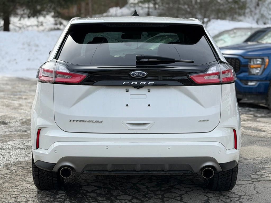 Certified 2022 Ford Edge Titanium w/ Equipment Group 301A image 3