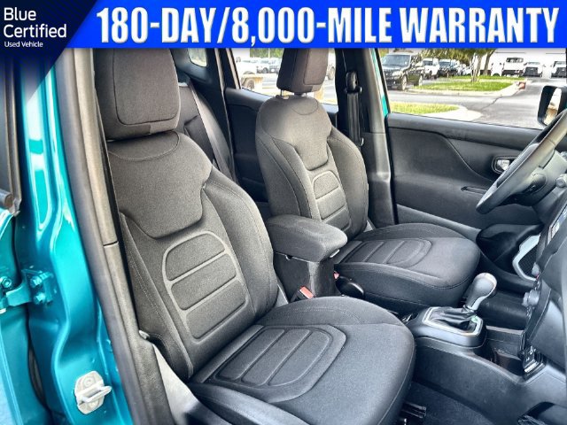 Used 2021 Jeep Renegade Latitude FWD image 33