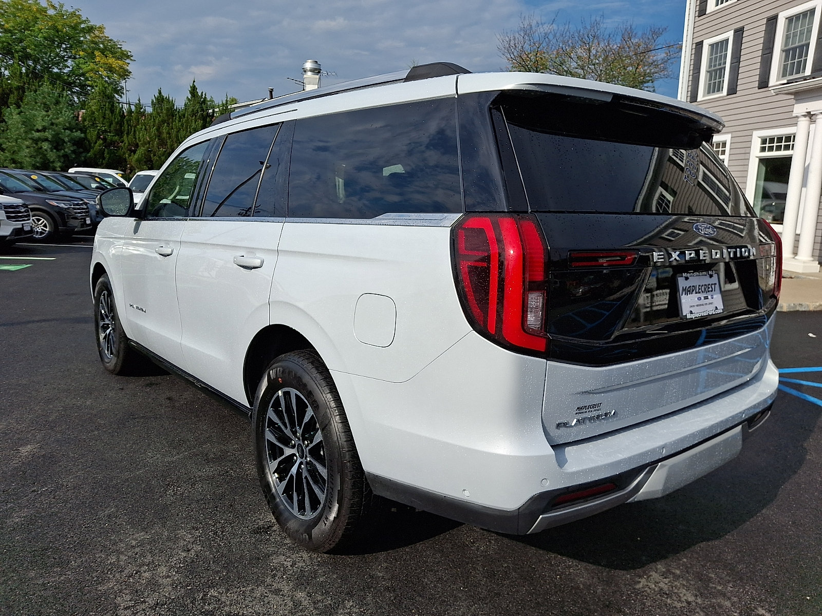 Certified 2025 Ford Expedition Platinum AWD/4WD image 7