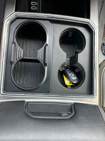 Certified 2019 Ford F250 Platinum w/ Platinum Ultimate Package AWD/4WD image 18