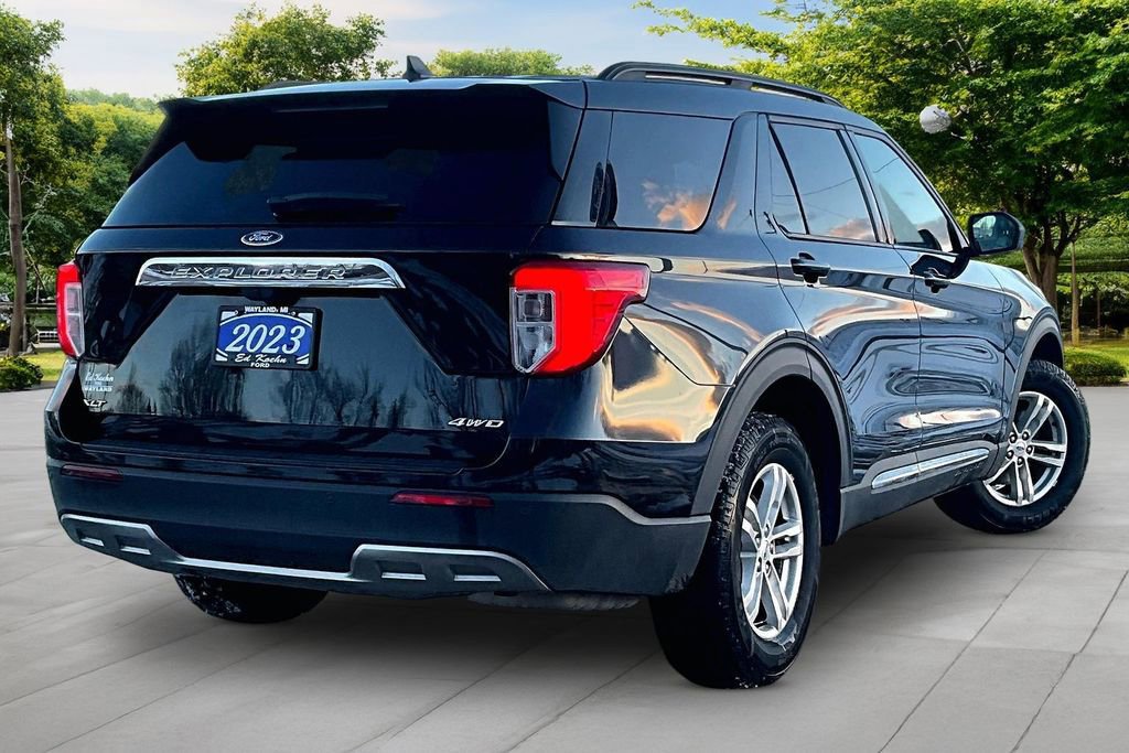 Certified 2023 Ford Explorer XLT w/ Equipment Group 202A image 4
