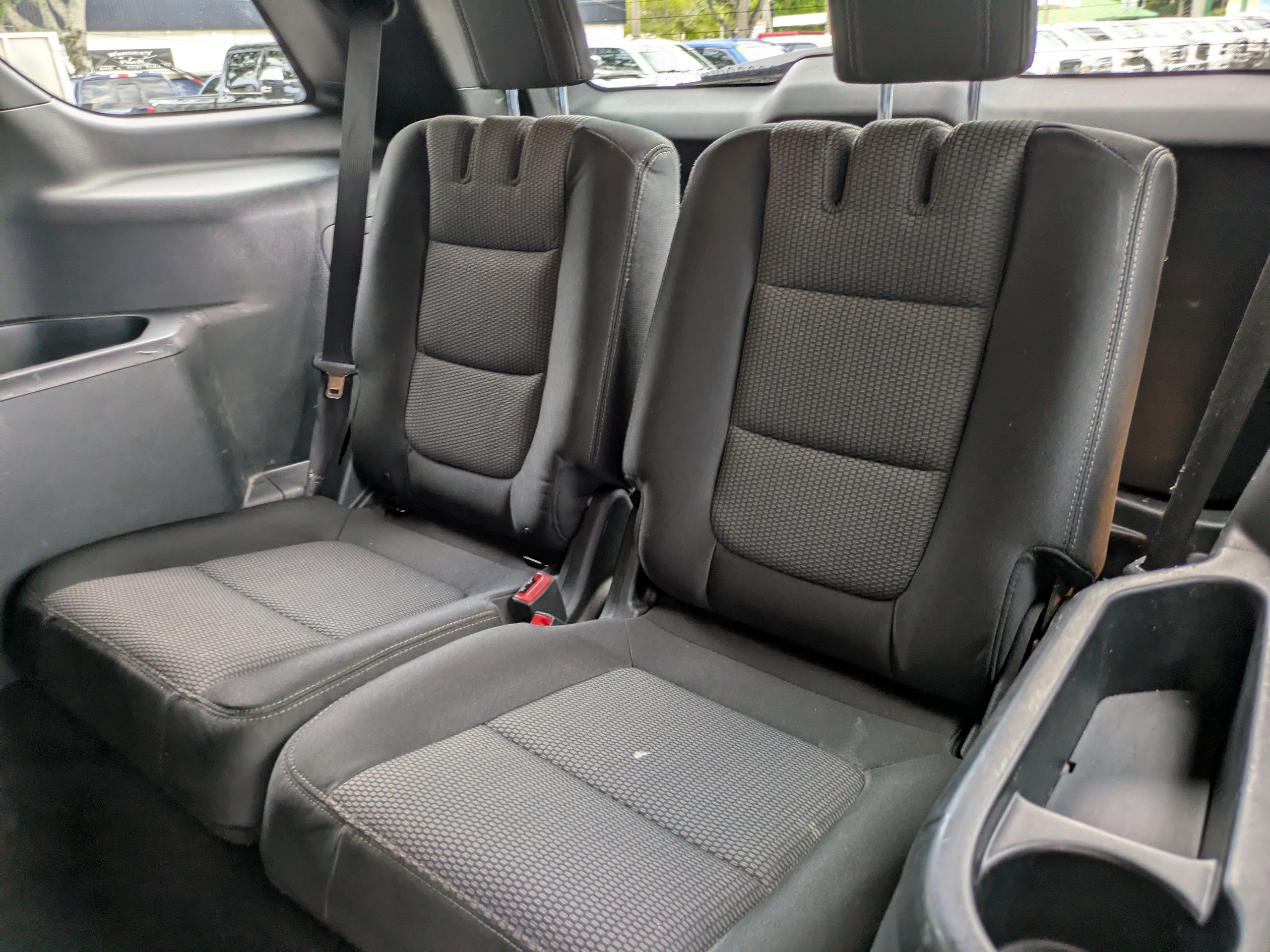 Certified 2018 Ford Explorer XLT FWD image 14