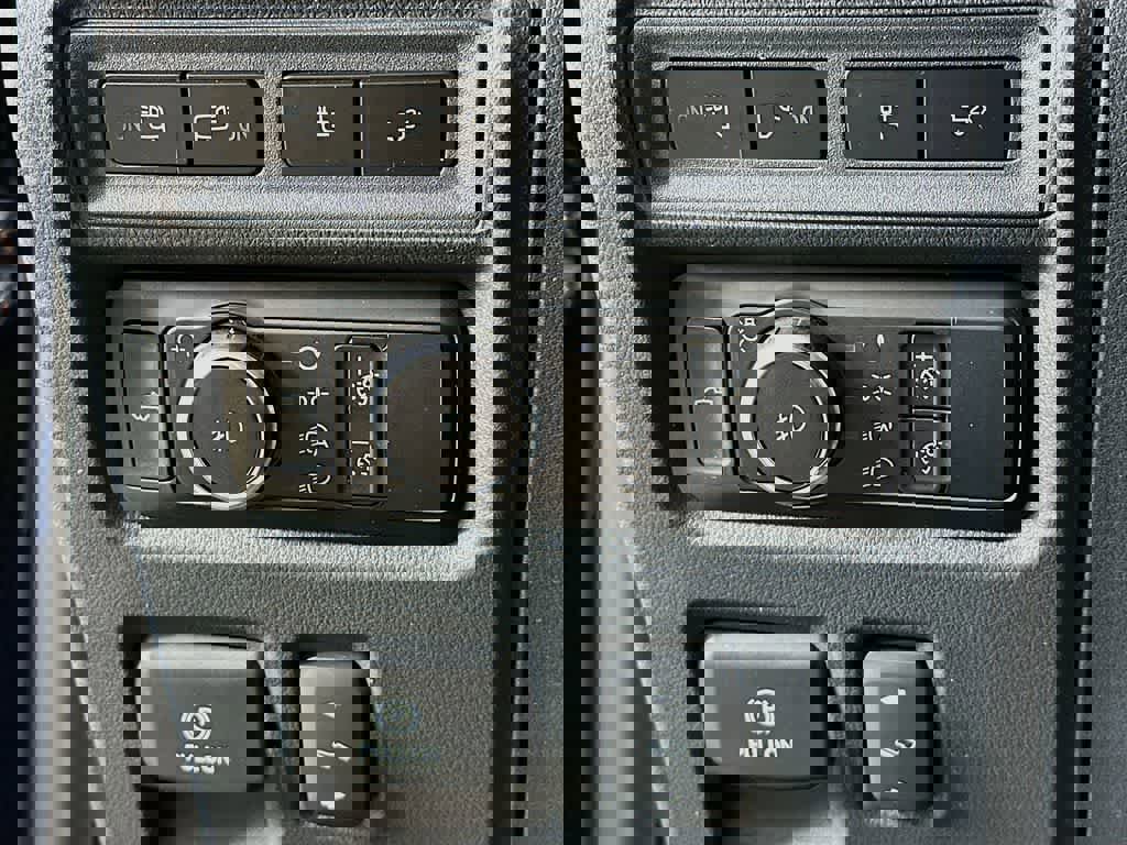 Certified 2023 Ford F150 Raptor w/ Raptor 37 Performance Package image 26