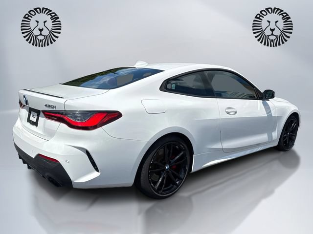 Used 2023 BMW 430i xDrive Coupe w/ M Sport Package AWD/4WD image 6