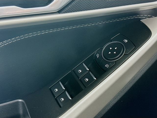 Certified 2022 Ford Explorer XLT w/ Equipment Group 202A image 24