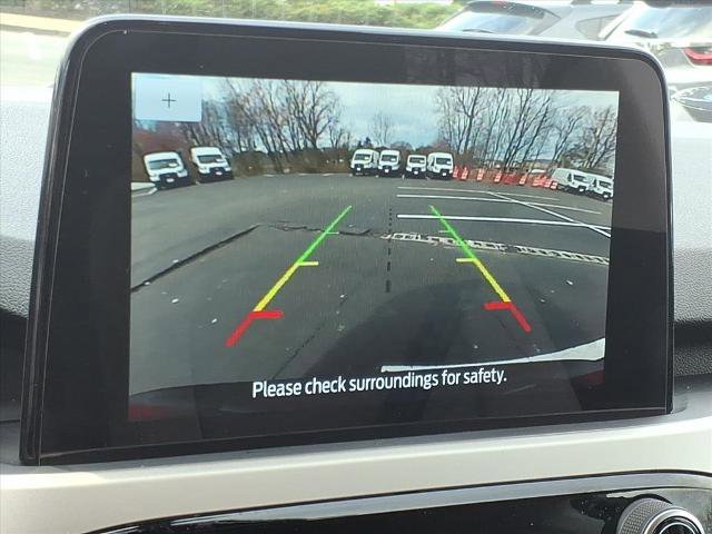 Certified 2022 Ford Escape SE w/ SE Sport Appearance Package image 16