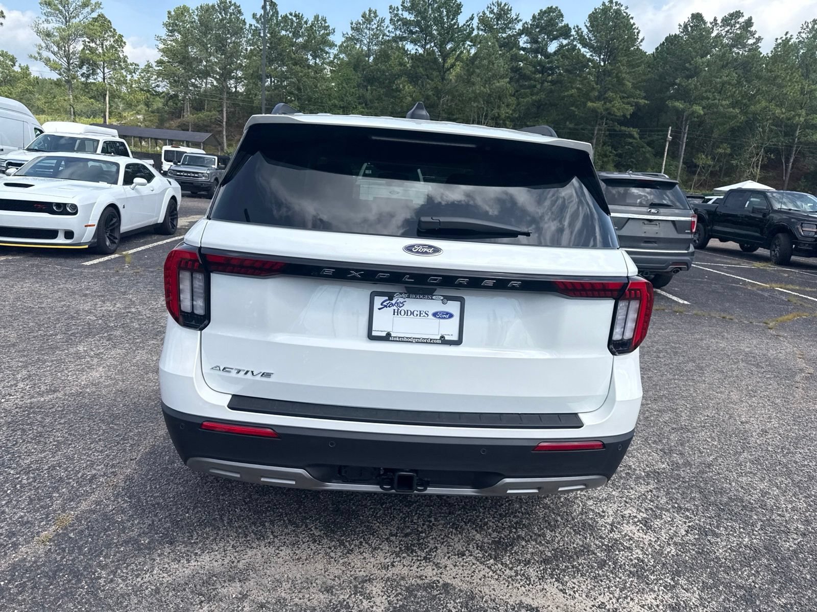 Certified 2026 Ford Explorer Active w/ Active Comfort Package RWD image 6