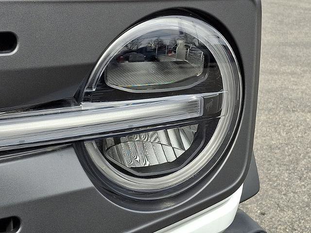 Certified 2023 Ford Bronco Badlands image 9