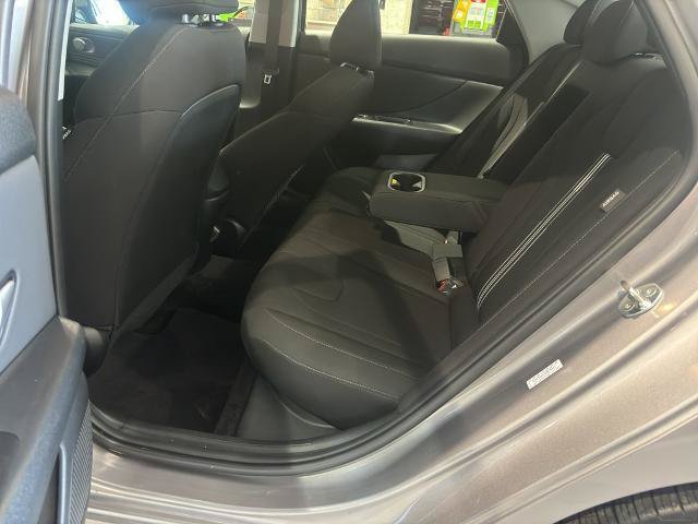 Used 2024 Hyundai Elantra SEL w/ Convenience Package FWD image 10