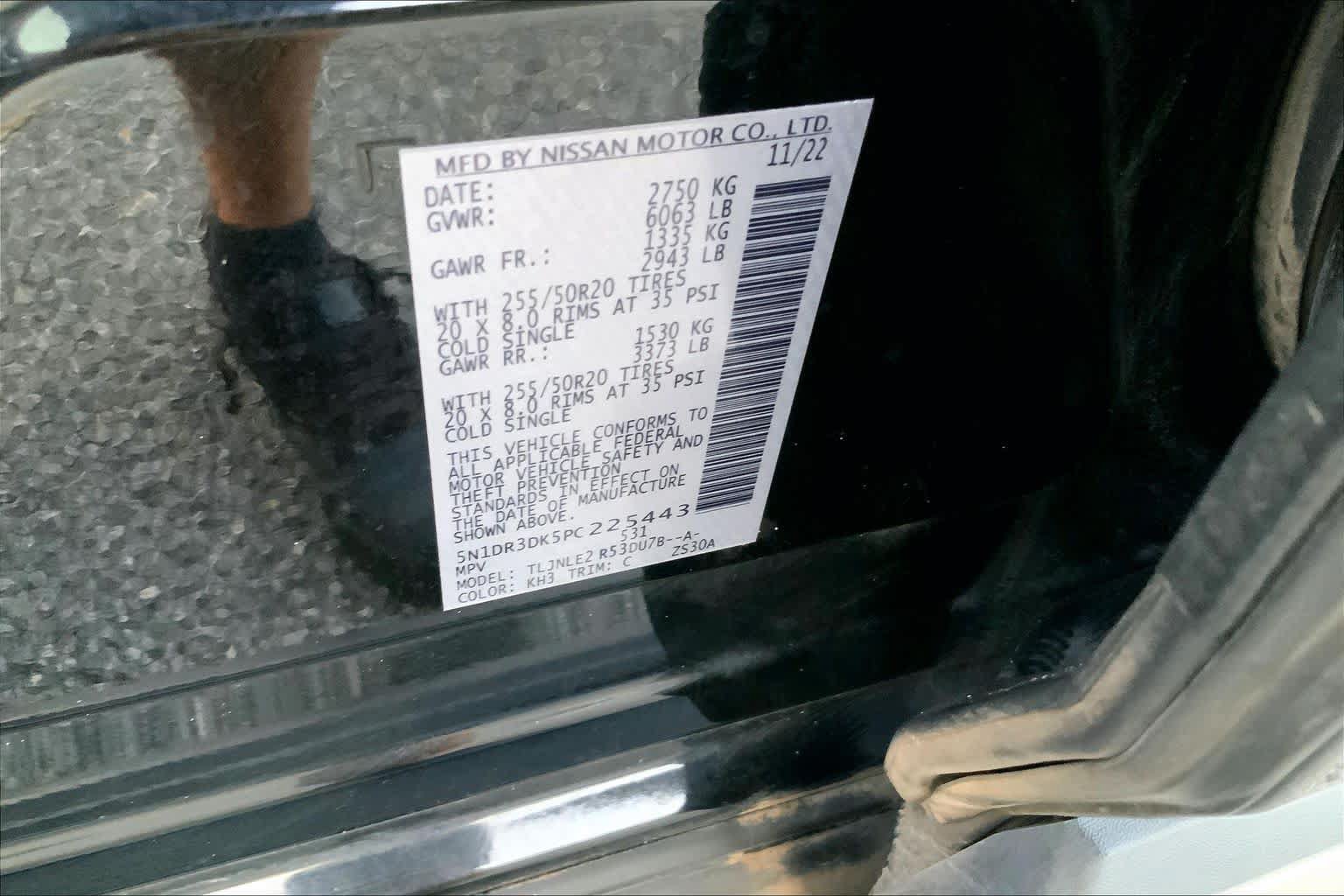 Used 2023 Nissan Pathfinder Platinum AWD/4WD image 30
