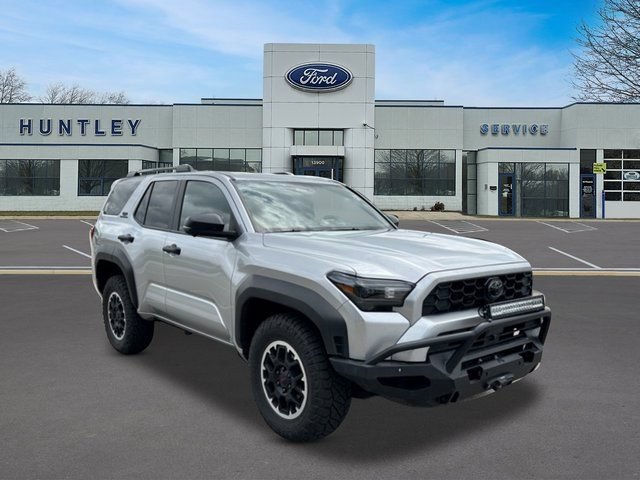 Used 2025 Toyota 4Runner TRD Off-Road Premium AWD/4WD image 4