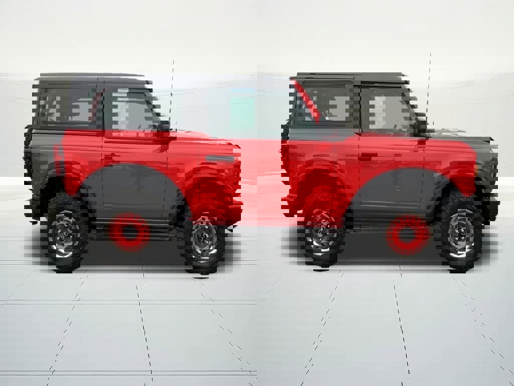 Certified 2022 Ford Bronco Base image 5