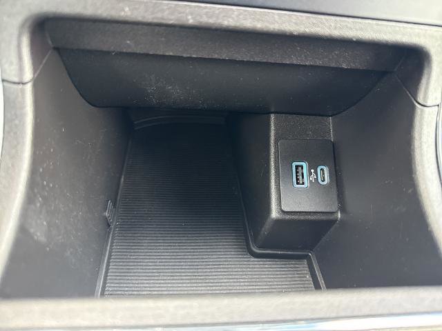 Certified 2023 Ford Edge ST image 17