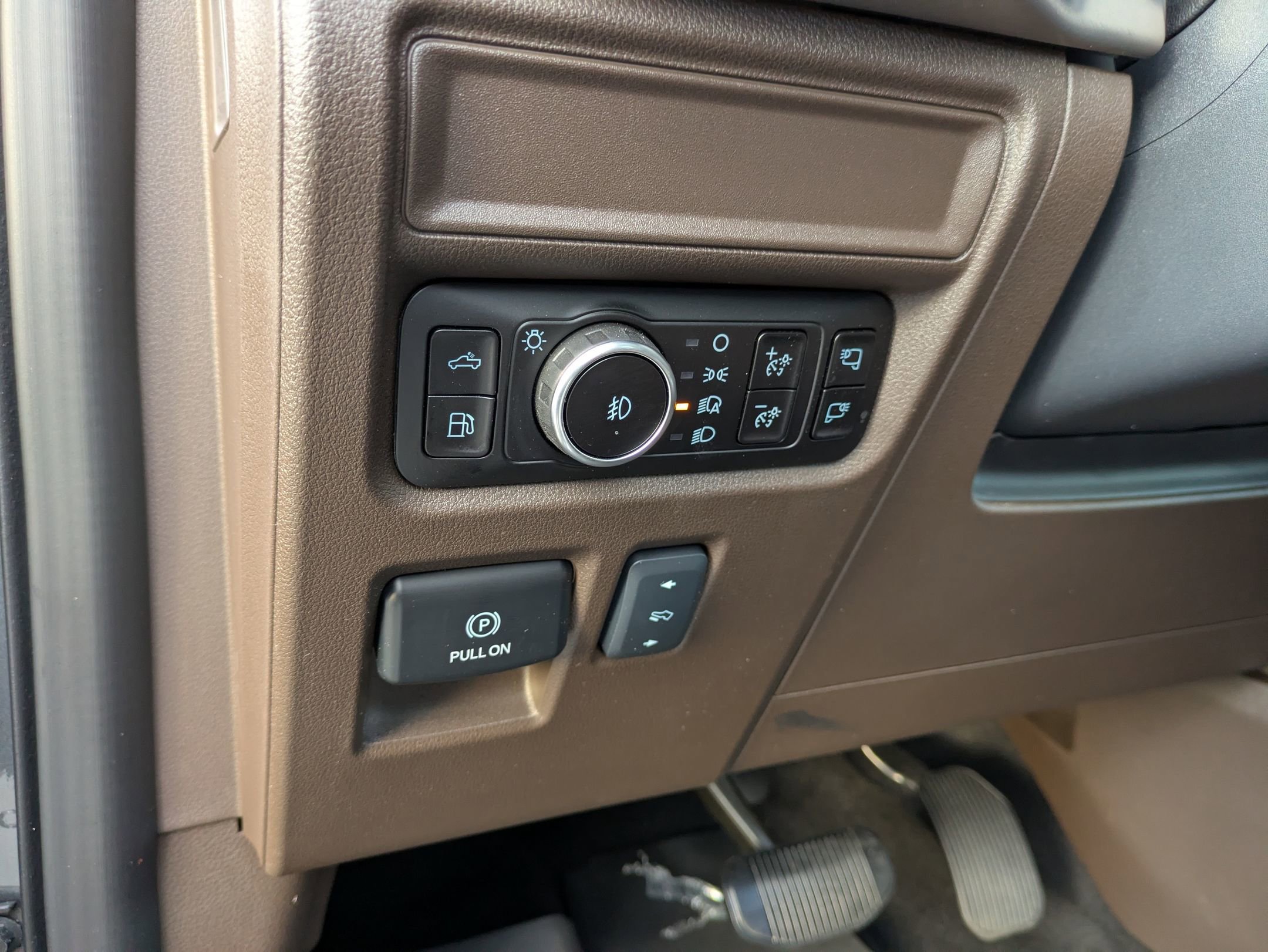 Certified 2025 Ford F150 King Ranch AWD/4WD image 18
