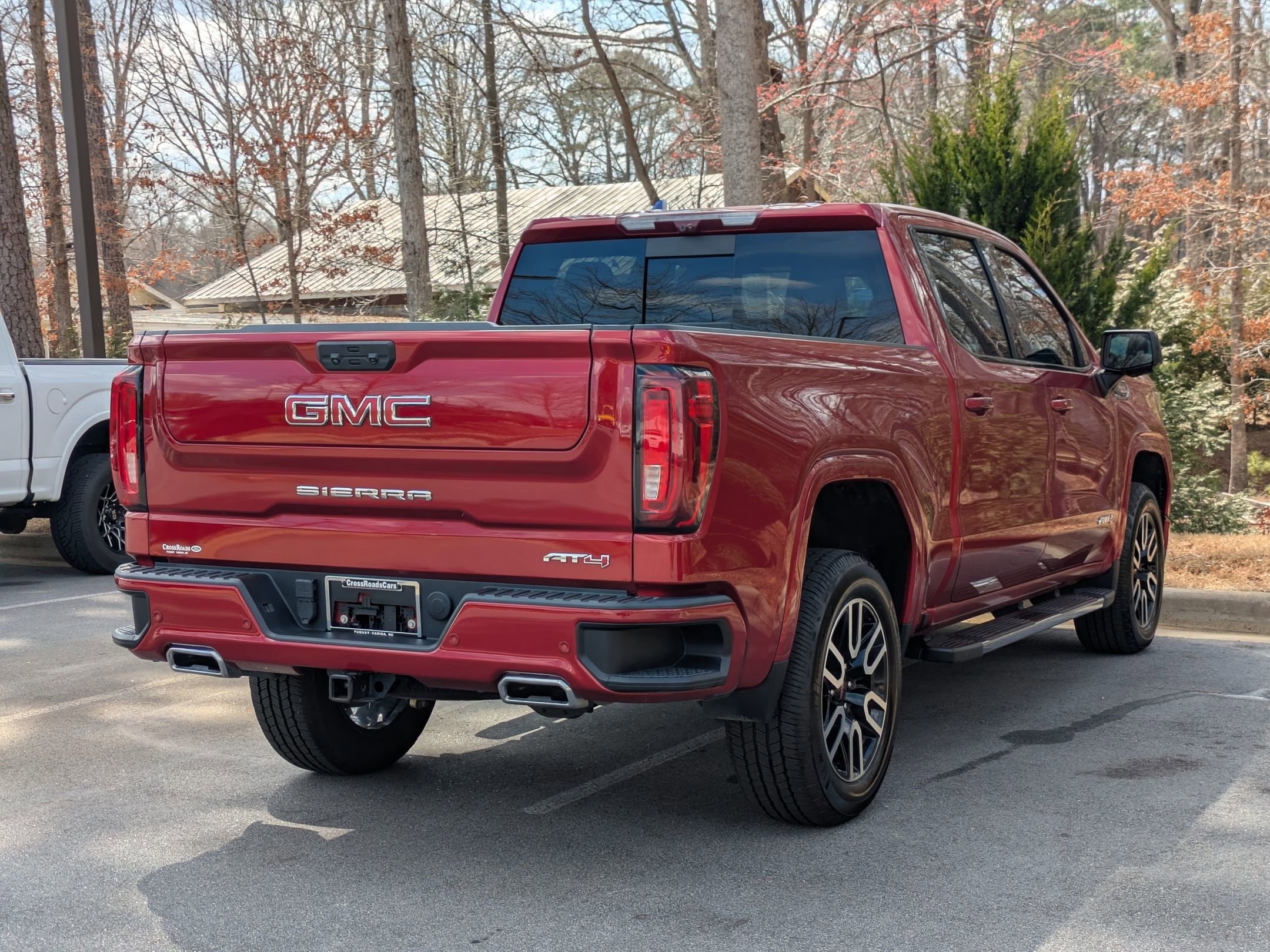 Used 2023 GMC Sierra 1500 AT4 w/ AT4 Premium Package image 4