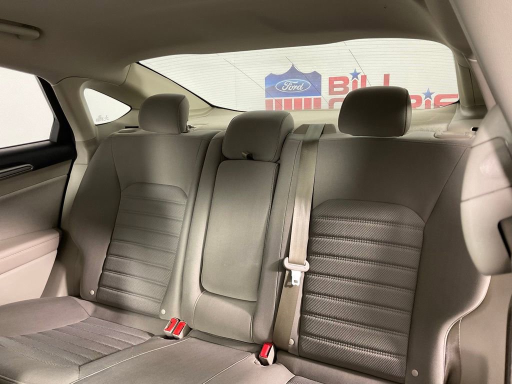 Certified 2019 Ford Fusion SE FWD image 16