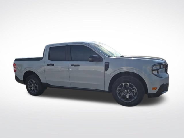 Certified 2025 Ford Maverick XLT w/ XLT Luxury Package AWD/4WD image 1