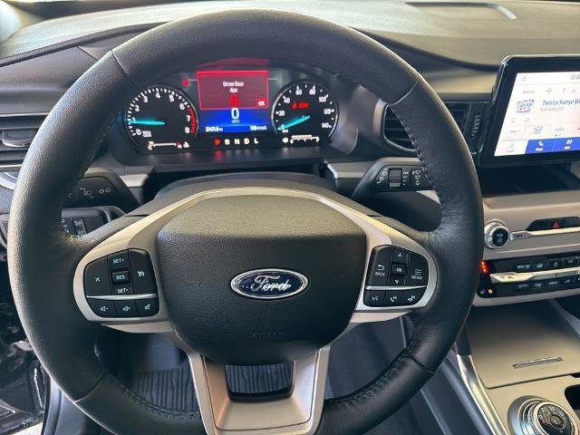 Certified 2023 Ford Explorer XLT w/ Equipment Group 202A image 10