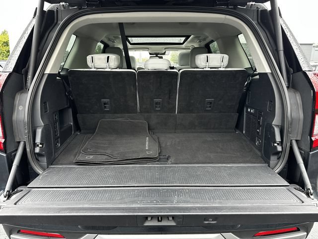 Certified 2025 Ford Expedition Platinum w/ Driver's Package AWD/4WD image 45