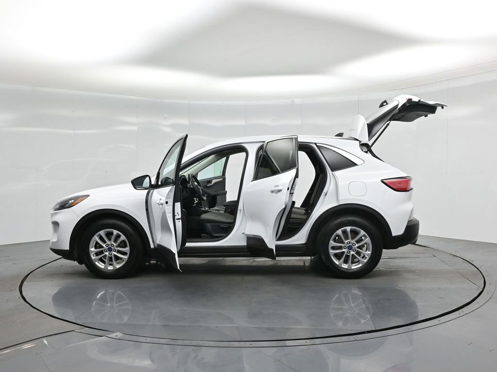 Certified 2022 Ford Escape SE image 53