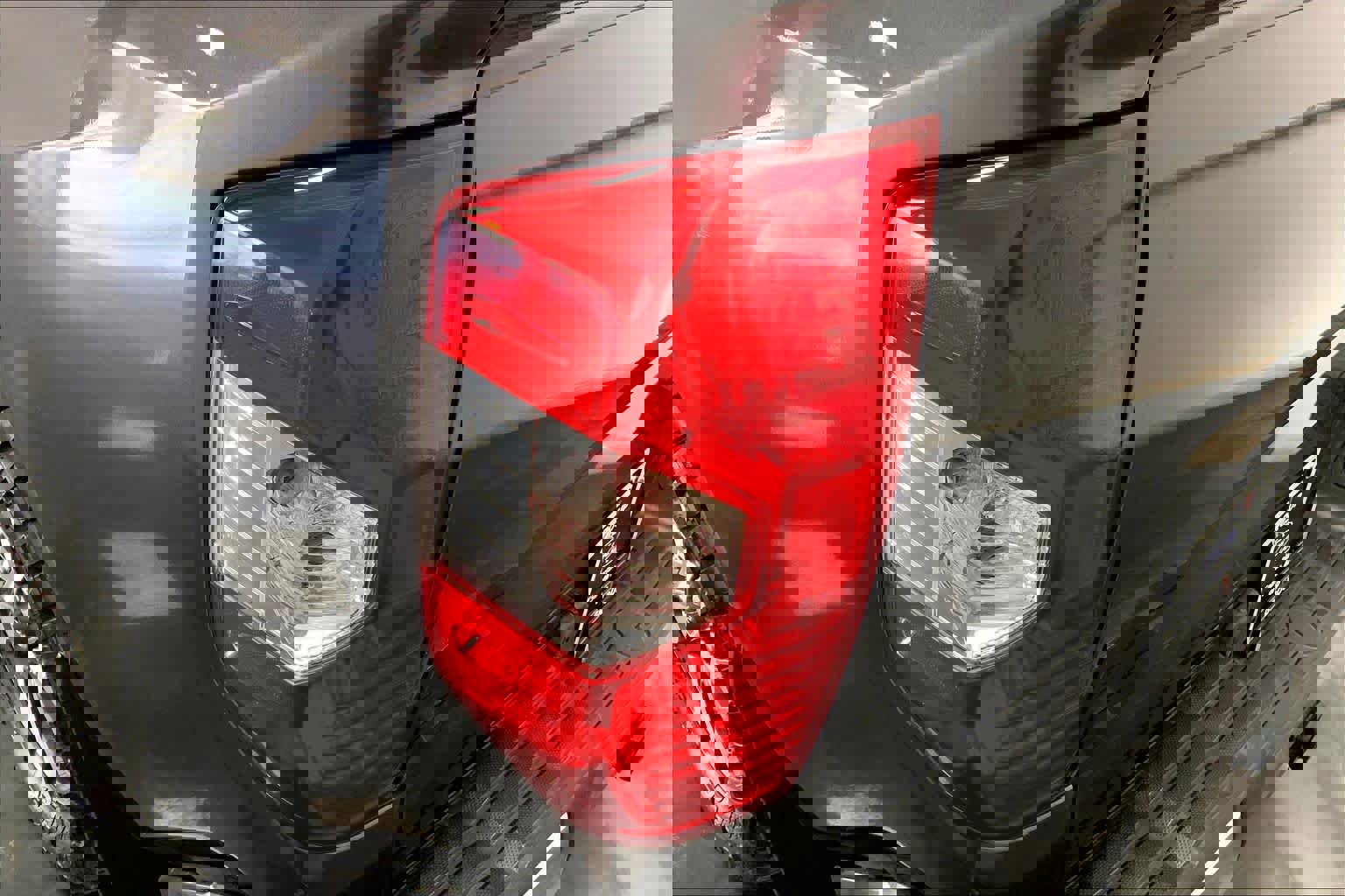 Used 2018 Toyota Tundra Limited image 25