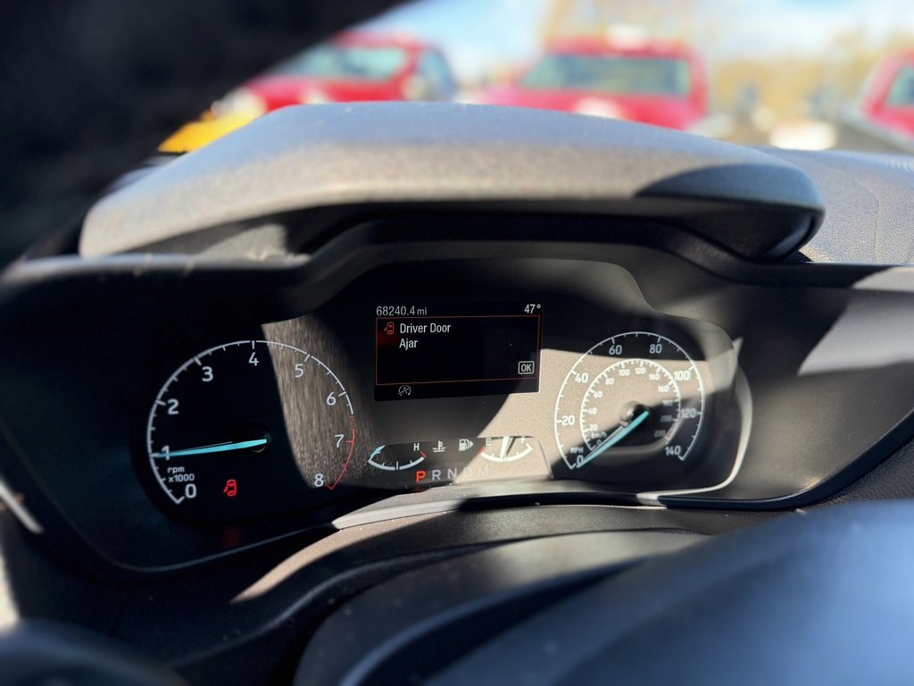 Certified 2022 Ford Transit Connect XLT image 15